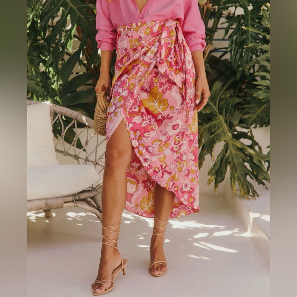 NWOT Forum Pink Floral wrap Midi Skirt - Picture 4 of 12
